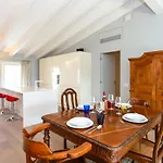 아파트 Fantoni Luxury Loft 살로